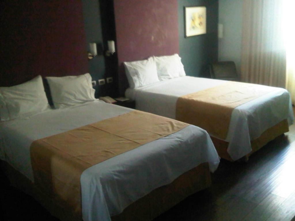 L Hotel Mexicali Pokoj fotografie